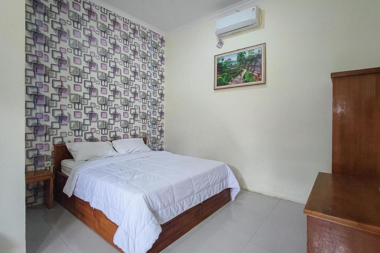 Reddoorz At Tanakatto Homestay Waikabubak Exterior foto